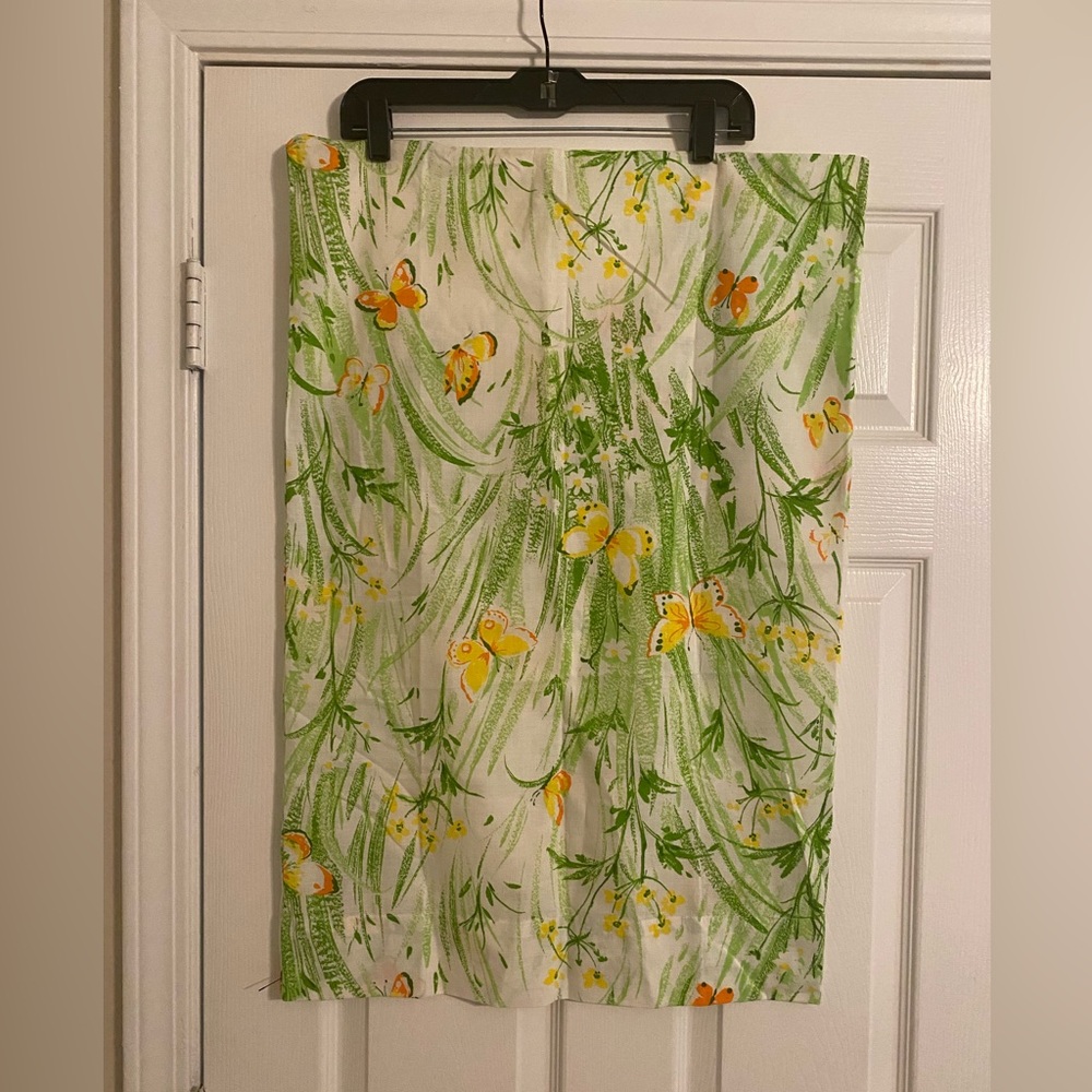 Bibb Vintage Pillowcases. Floral Green/Yellow with Butterflies. Set of 2.NWOT.